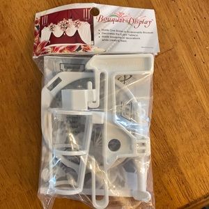 Bouquet displays perfect for any wedding or event. 10 total